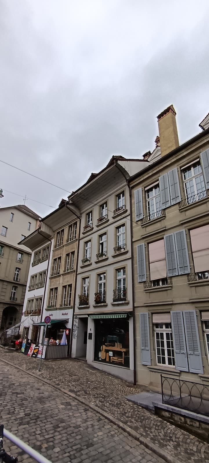 Apolloni AG – Wärmepumpe Installateur Bern